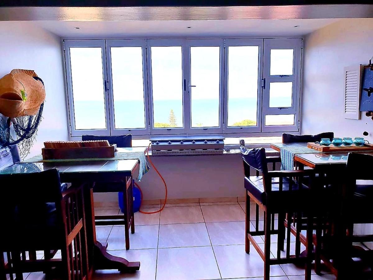 9 Queensview Pantai Uvongo Bagian luar foto