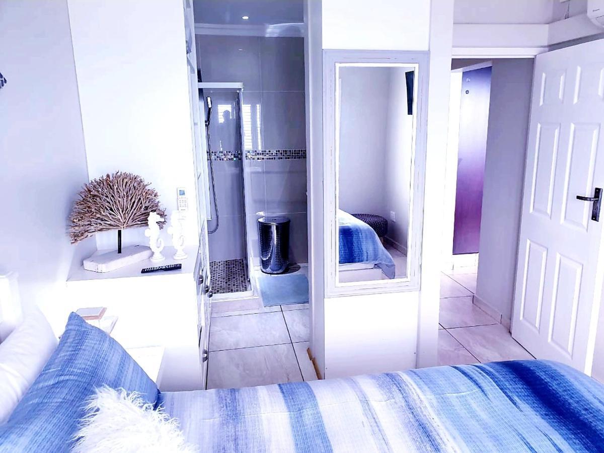 9 Queensview Pantai Uvongo Bagian luar foto